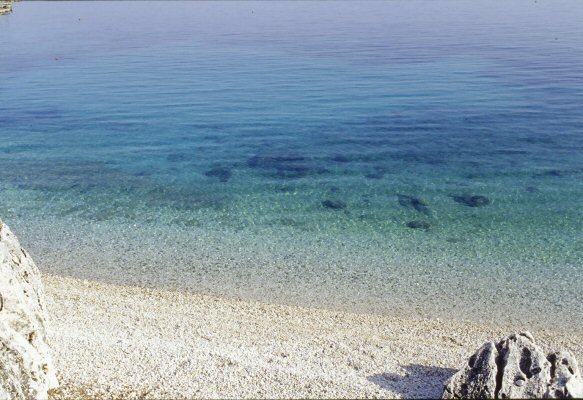 White pebble beach
